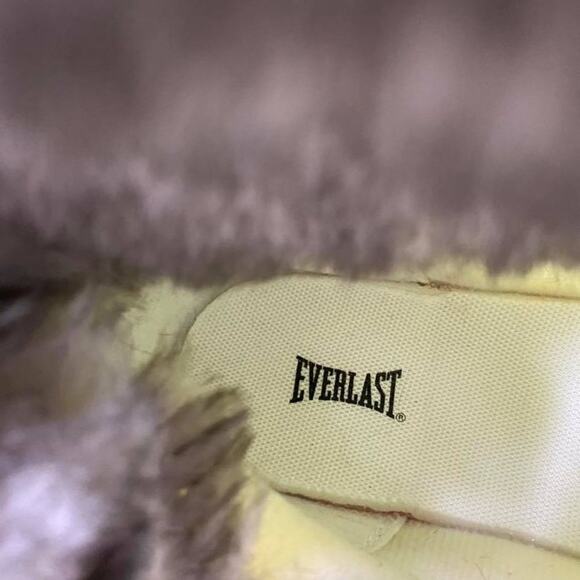 Everlast Cozy Piper Fluffy Lined Warm Fall Winter Short Boots Size 9 White - Picture 6 of 10